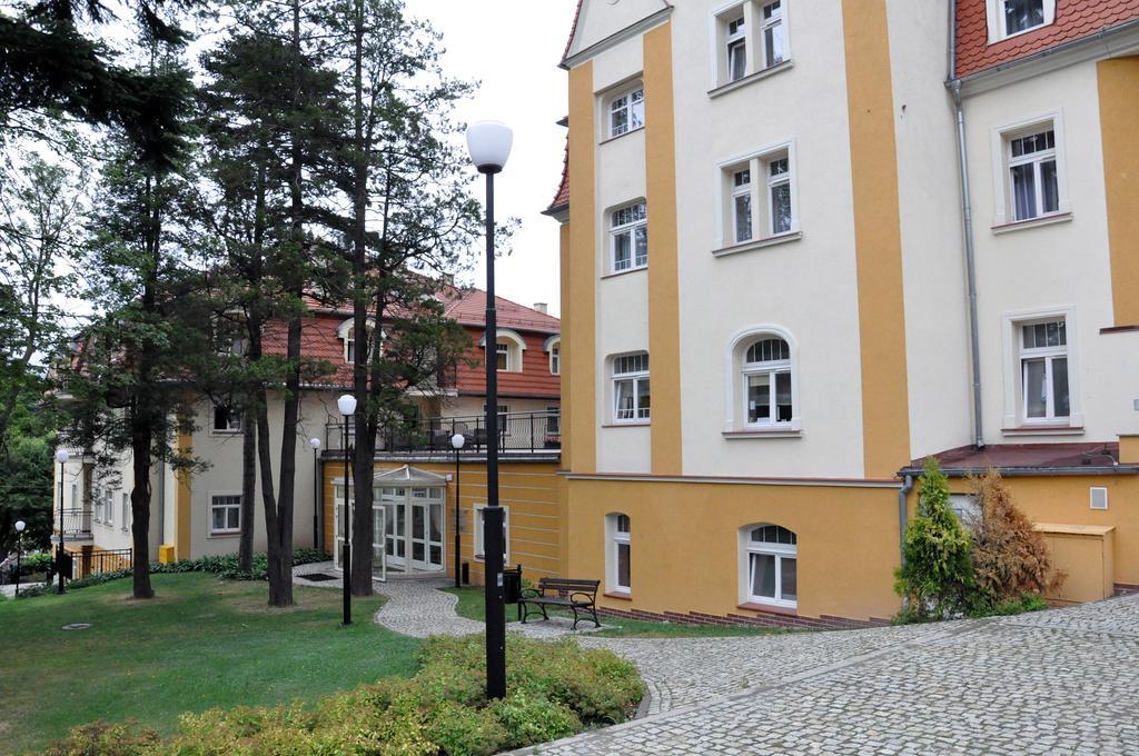 Zdrojowy Sanus Hotel Swieradow-Zdroj Bagian luar foto